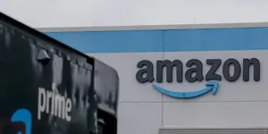 亚马逊大裁员，数万人的无声退场