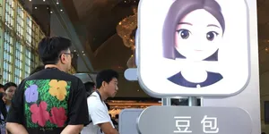 中兴把手机最核心的“灵魂”给了字节