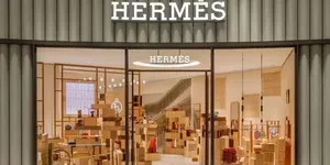 魔幻！爱马仕继承人被骗1080亿，然后把LV告了