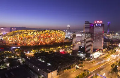 深圳大量的贷款中介公司，处于经营困难的边缘