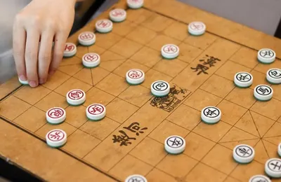 央视搞了二十分钟节目说中国象棋买卖棋的事