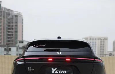在中国开二三十万车的人，你会觉得他很有钱吗？