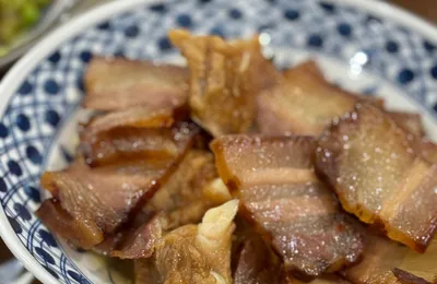酱肉店的雨伞