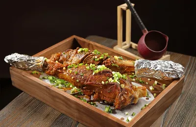 一个羊腿，一袋西蓝花，有没有可能在饭店里冻上一年才卖给你？