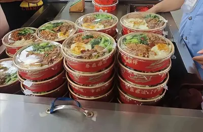 高鐵盒飯這麽難吃，是因爲預制菜嗎？