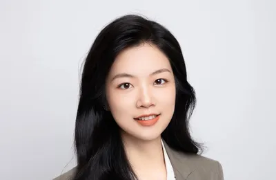 分析师主要是因为做不好交易，只能做分析师，分析师是他们的上限和职业