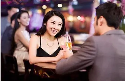 史上最离谱相亲！剧情百转千回让人无法自拔…